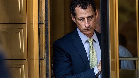 Anthony Weiner released from prison | Euronews