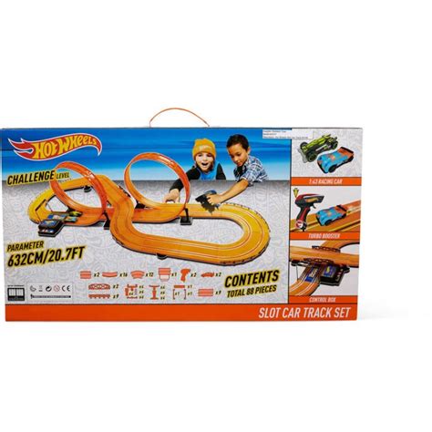 Hot Wheels Slot Car Racing Track Set