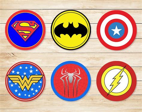 superhero favor boxes - Google Search | Superhero cupcakes, Superhero cupcake toppers, Superhero ...