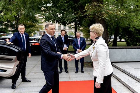 Ingrida Šimonytė on Twitter: "🇵🇱 President's @AndrzejDuda visit on a Lithuania's Statehood Day ...