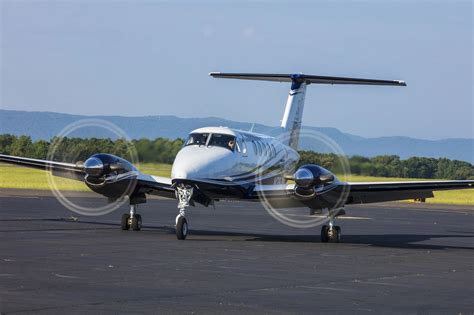 Beechcraft King Air 260: Photos, History, Specification