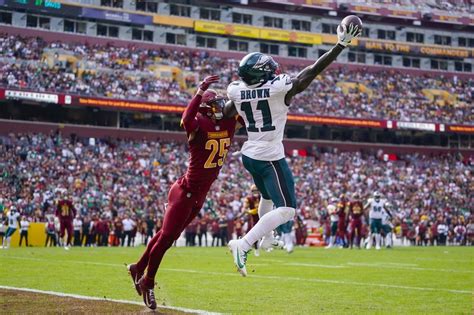 WATCH: Eagles’ A.J. Brown makes absurd one-handed TD catch - nj.com