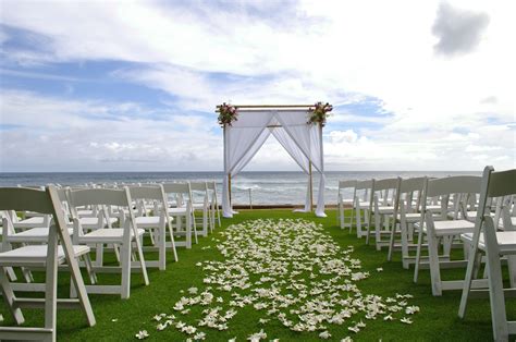 Beach House Restaurant Wonderful oceanfront wedding location on Kauai - onsite wedding team ...