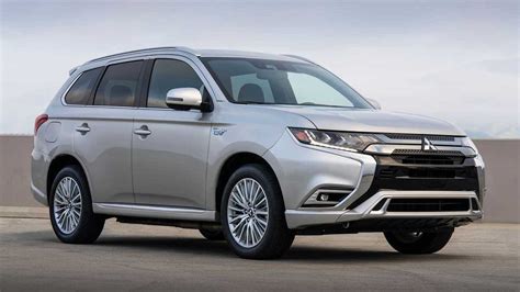 2021 Mitsubishi Outlander PHEV Debuts With Overhauled Powertrain