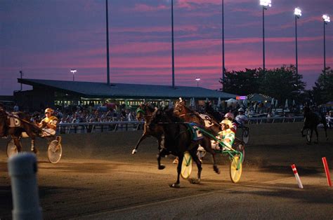 The Meadowlands | Harness racing, Racing, Race track