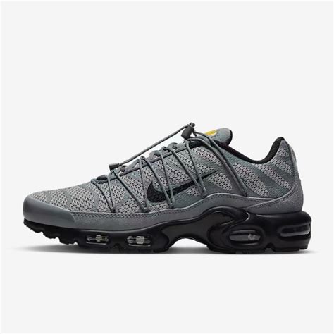 NIKE AIR MAX PLUS TN UTILITY - GREY