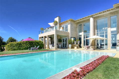 Villa Rosa – Beverly Hills Lifestyle Magazine – Your Guide to Luxury