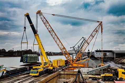 Mobile and crawler cranes | Liebherr