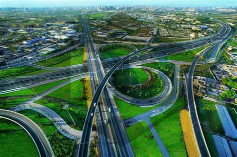 Yamuna Expressway - Inauguration and Updated facts