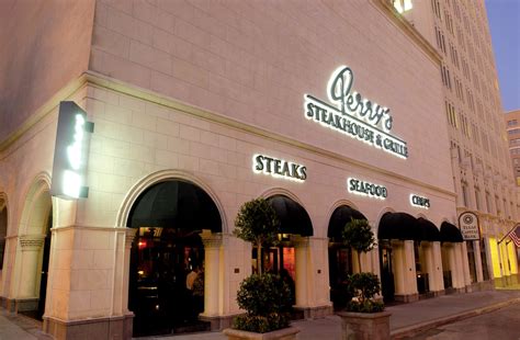 Downtown – Perry's Steakhouse & Grille