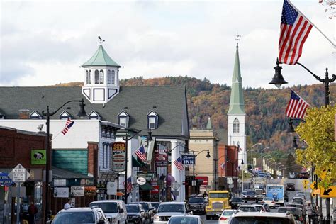 main street littleton new hampshire | Worldwide Destination Photography ...