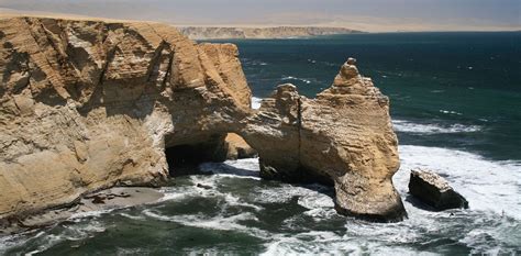 BALLESTAS ISLANDS AND PARACAS NATIONAL RESERVE TOUR - INCADVENTURE TOURS