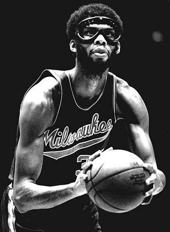 Kareem Abdul-Jabbar - Wikipedia