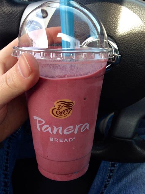 Super fruit Power Smoothie @ Panera. My favorite drink there. | Protein shake smoothie, Power ...