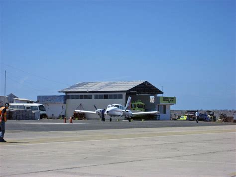 Galapagos Airport: Everything You Need to Know – The Happy Passport