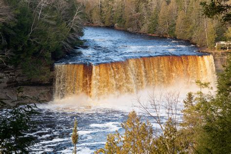 Tahquamenon Upper Falls — Mi Roadtrip