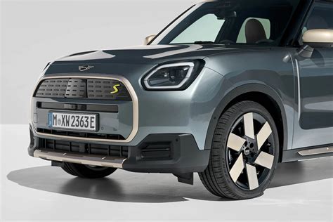 2025 Mini Countryman Jcw - Drucy Claudia