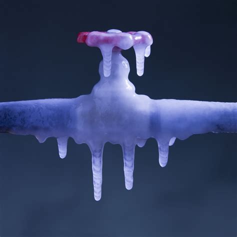 7 Tips for Thawing a Frozen Water Pipe