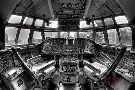 IL 62 flugzeug cockpit Foto & Bild | luftfahrt, verkehr & fahrzeuge, lost places Bilder auf ...