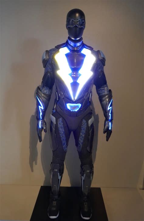 Hollywood Movie Costumes and Props: Cress Williams Black Lightning season 1 TV costume on ...