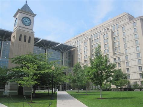 The Law School Tours: GEORGETOWN UNIVERSITY LAW CENTER