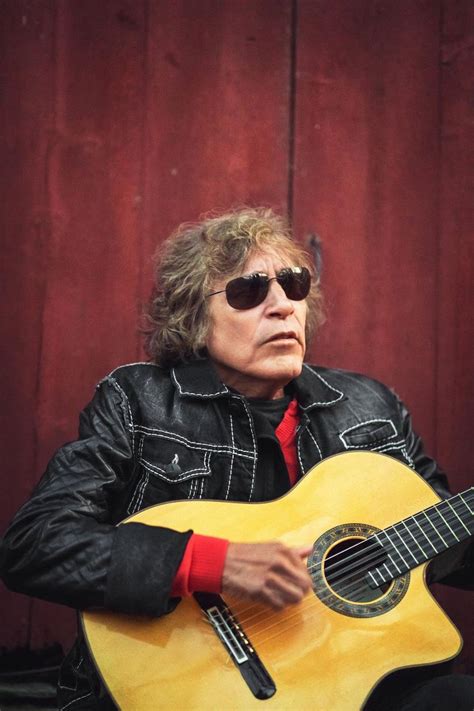 José Feliciano On 50 Years Of "Feliz Navidad," New Album 'Behind This Guitar' & Hitting The Big ...