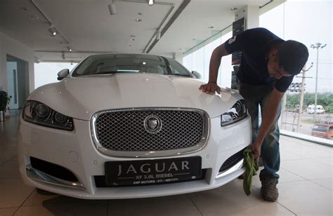 Tata Motors Finds Success in Jaguar Land Rover - The New York Times