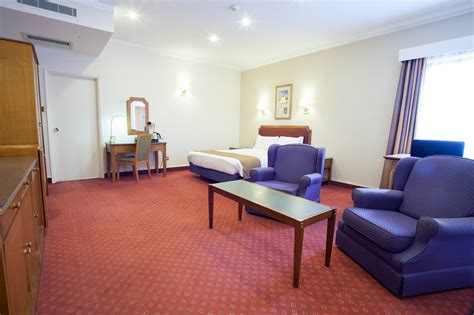 HOLIDAY INN CORBY - KETTERING A43, AN IHG HOTEL $84 ($̶9̶0̶) - Updated ...