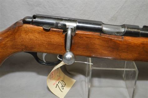 Marlin Model 80, .22LR cal. mag fed, bolt action rifle with 24" barrel [ Blued finish, barrel sights