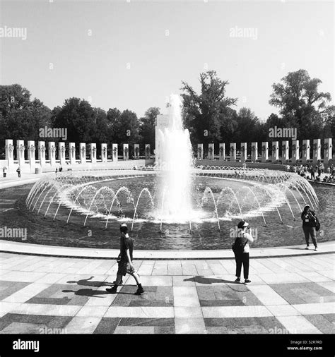 Fountain, World War II Memorial, National Mall, Washington, D.C ...