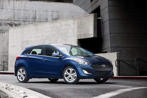 2013 Hyundai Elantra GT Hatchback Revealed [Photo Gallery] - autoevolution