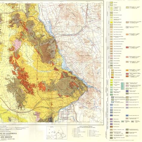 Map symbols, Vintage world maps, Map