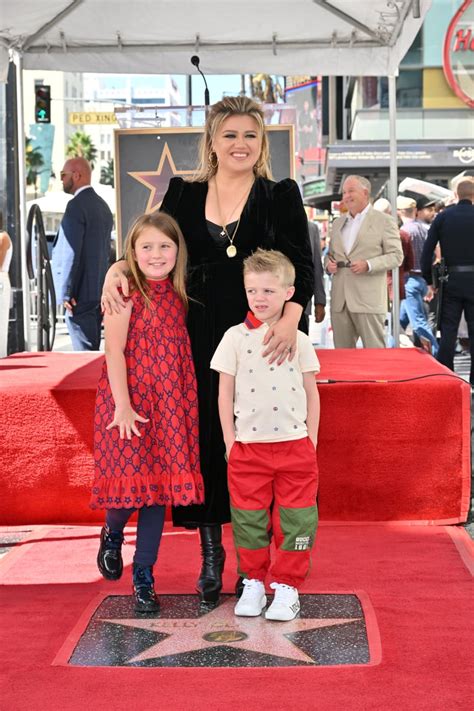 Kelly Clarkson, Her Kids at Hollywood Walk of Fame Ceremony | POPSUGAR ...