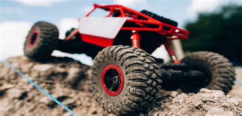 Best RC Rock Crawlers: Reviews and Buyers Guide for 2023 - RC Gear Lab