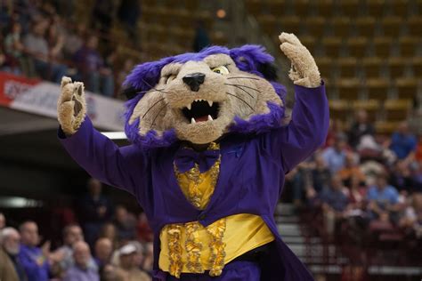 Get To Know A Marquette Basketball Opponent: Western Carolina - Anonymous Eagle