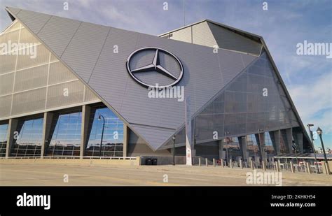 Mercedes-Benz Stadium in Downtown Atlanta, Georgia, Sports Arena Stock ...