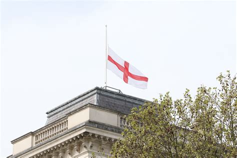 St George's Day | The flag of St George flies on the Foreign… | Flickr