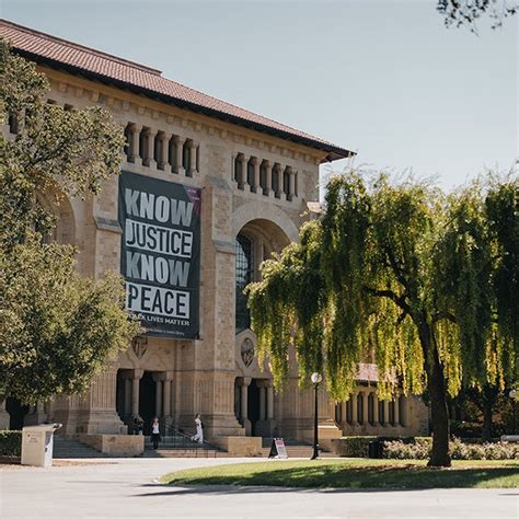 Stanford Libraries and Resources - Facts