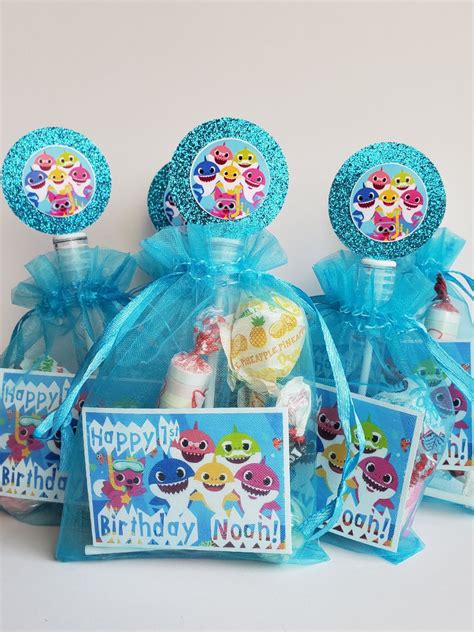 6 Baby Shark Party Favor Bags Bubble Wan on Mercari | Shark party favors, Shark themed birthday ...