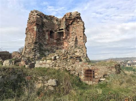 Ardrossan Castle - Ayrshire and Arran