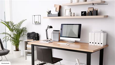 How to Decorate a Desk: Ideas to Add Personality to your Workspace