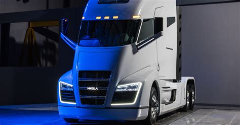 Nikola hydrogen-powered semi truck revealed | Fox News