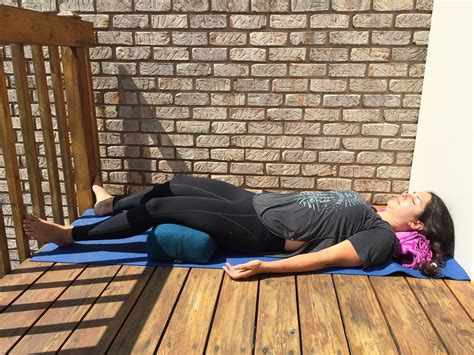 5 Calming Yoga Poses to Help You Fall Asleep - Yoga Poses for Sleep