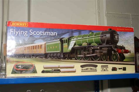 Hornby 'Flying Scotsman' OO Gauge train set. | Thomas Watson