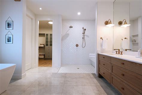 What Is A Roll In Shower? - Modern Design