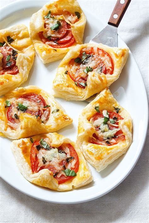 Appetizers for Party: 17 Delicious and Easy Recipes — Eatwell101