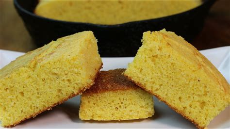 Cast Iron Skillet Cornbread | Southern Style Cornbread Recipe - YouTube