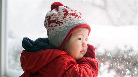 When Is It Too Cold to Take Your Baby or Toddler Outside?