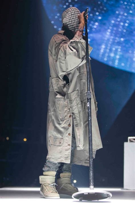 Kanye West in Maison Martin Margiela for Yeezus Tour – The Fashionisto