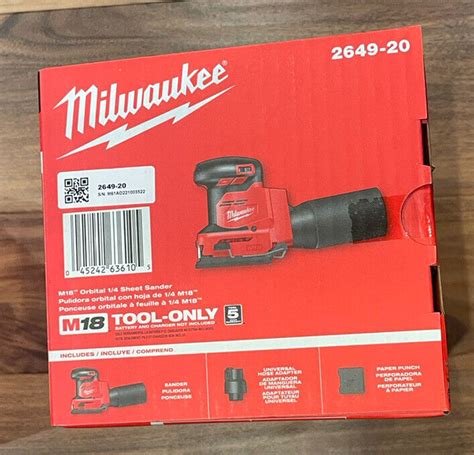 Milwaukee M18 Orbital 1/4 Sheet Sander Kit 2649-20 w/3.0 Battery & FREE ...